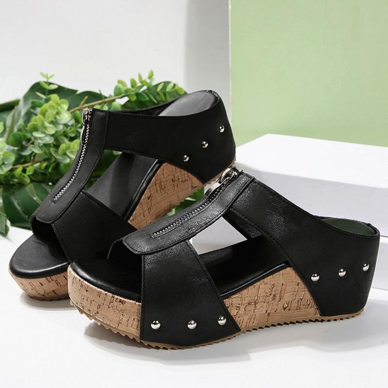 Summer new thick bottom slope heel fish mouth front zipper large size women's rivets open toe slippers women
