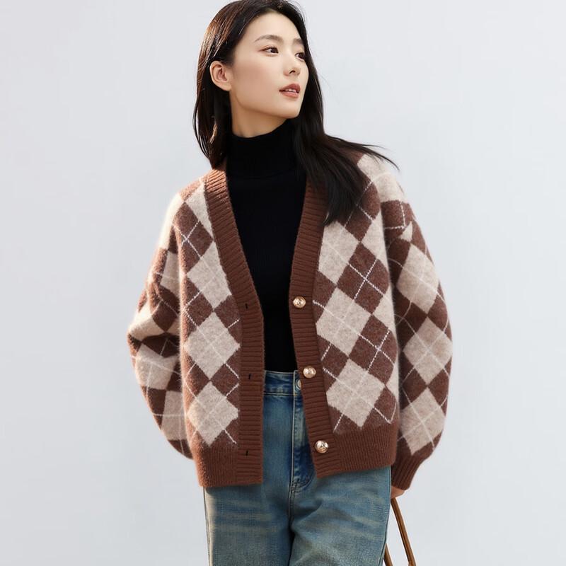 Women's Wool Blend V-Neck Contrast Diamond Knit Sweater