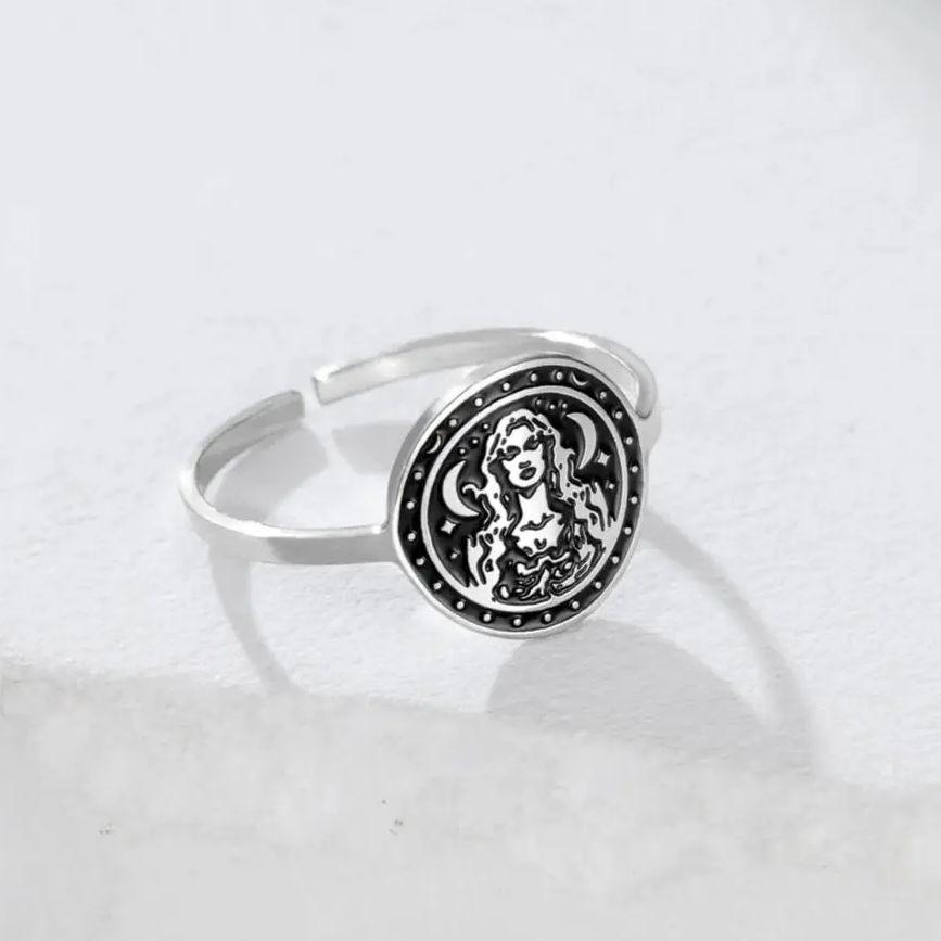 Bague Déesse de la Lune Vintage pour Femmes Bague Triple Lune Wiccanne Réglable Bijoux Célestes Witchy Amulette Païenne Cadeau pour Elle