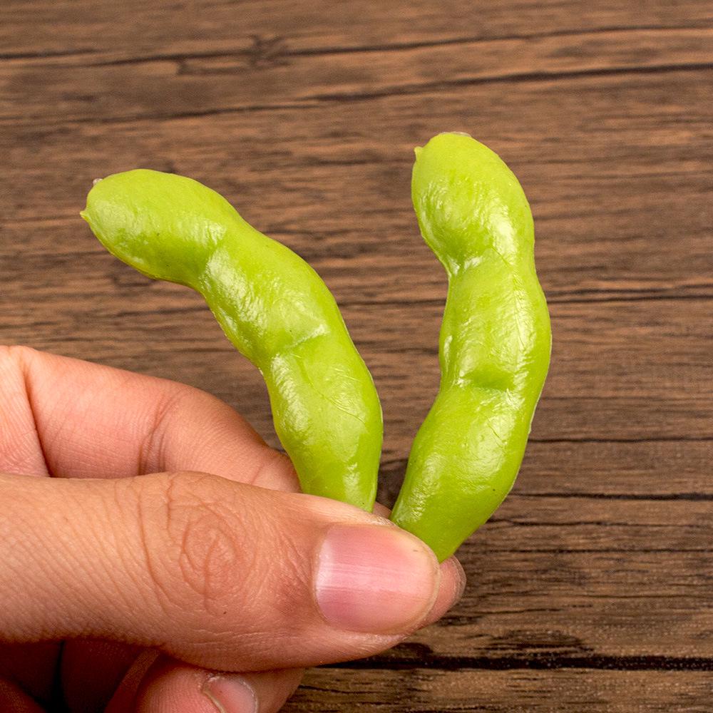 Douyin Edamame 3D Fake Vegetable Keychain Toy Pendant