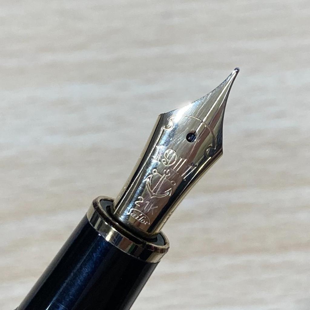 Вживана перова ручка Sailor Profit 1911 з гравійованим пером 21K