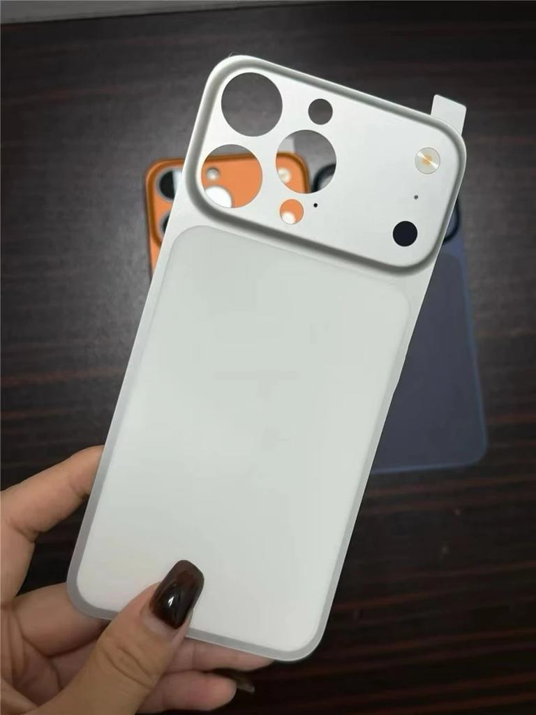 Para iPhone 16 15 14 Pro Max Converter para 17 Pro Max Capa Protetora Adesiva Traseira com Protetor de Lente de Câmera Falsa