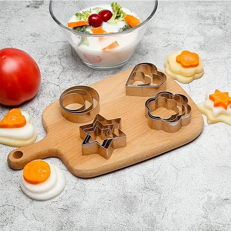 12pcs Metal Cookies Cutters Set, Creative Star Cookie Cutter, Round/Heart/Flower Shaped Egg Molds, Indoor Outdoor Baking Tools