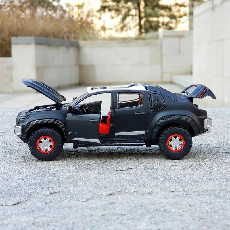 1/32 Chevrolet Colorado ZH2 Alloy Car Model Diecast Off-road Vehicles Simulation Sound and Light Children's Toys Collection Gift