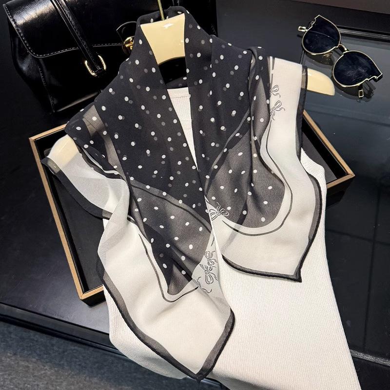 100% Mulberry Silk 65 Silk Double Crepe Retro Polka Dot Square Scarf Women's Spring Summer Thin Elegant High-end Gift Silk Scarf
