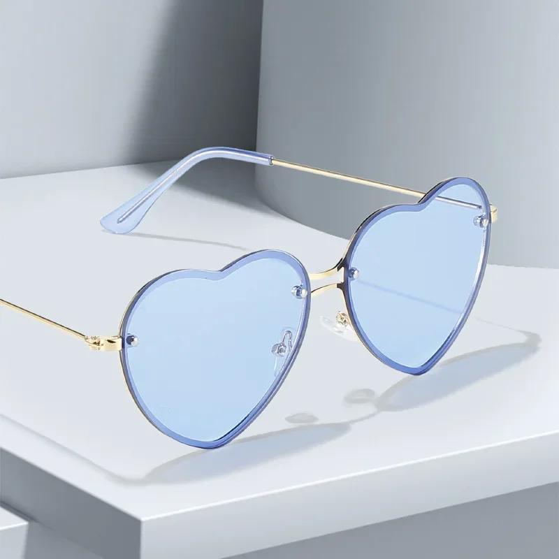 Heart Shaped Sunglasses Metal Women Brand Designer Fashion Rimless Love Clear Ocean Lenses Sun Glasses Uv400