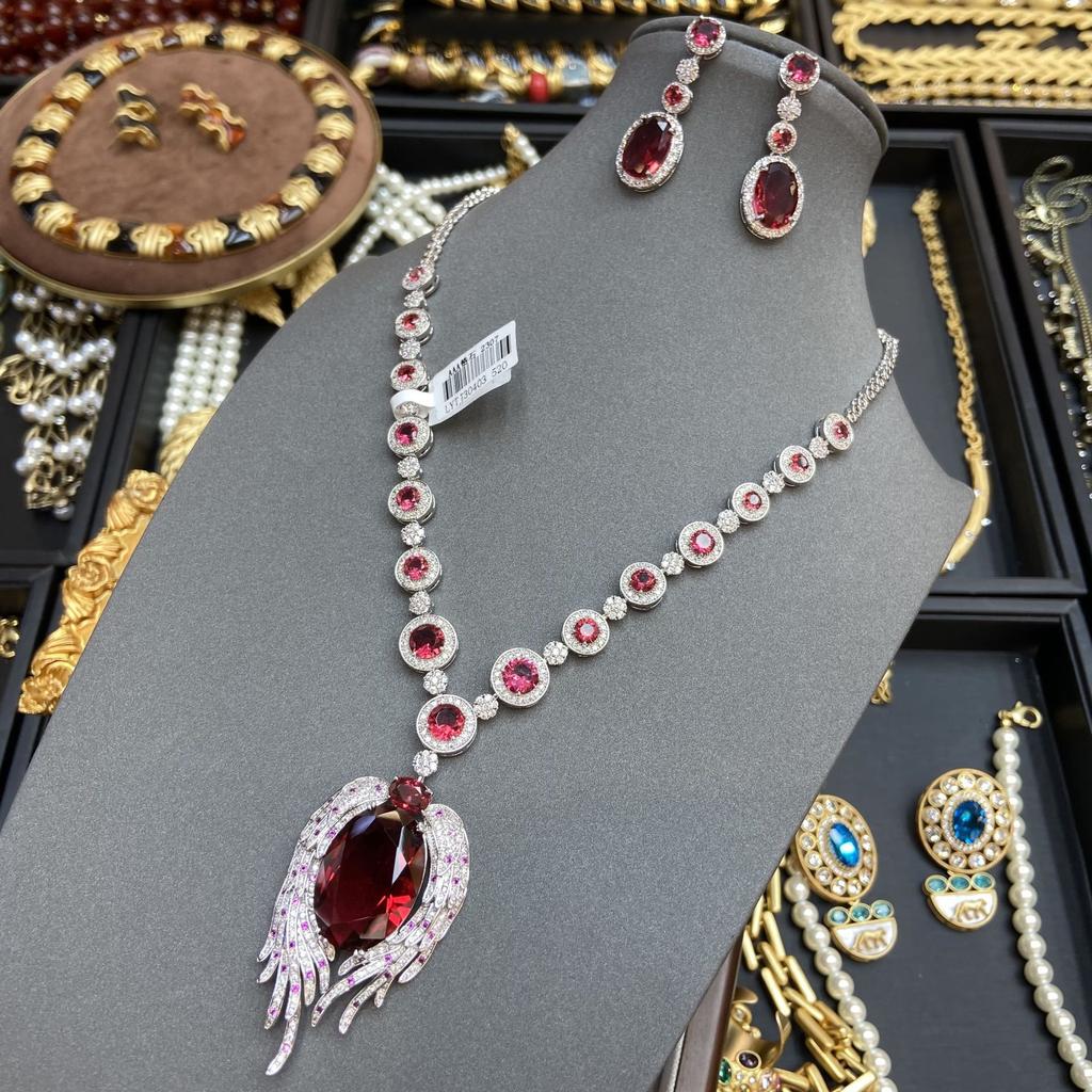 Jewelry Exaggerated Vintage Feather Necklace Earrings Red Big Gem Wings Necklace Fashion Collarbone Chain