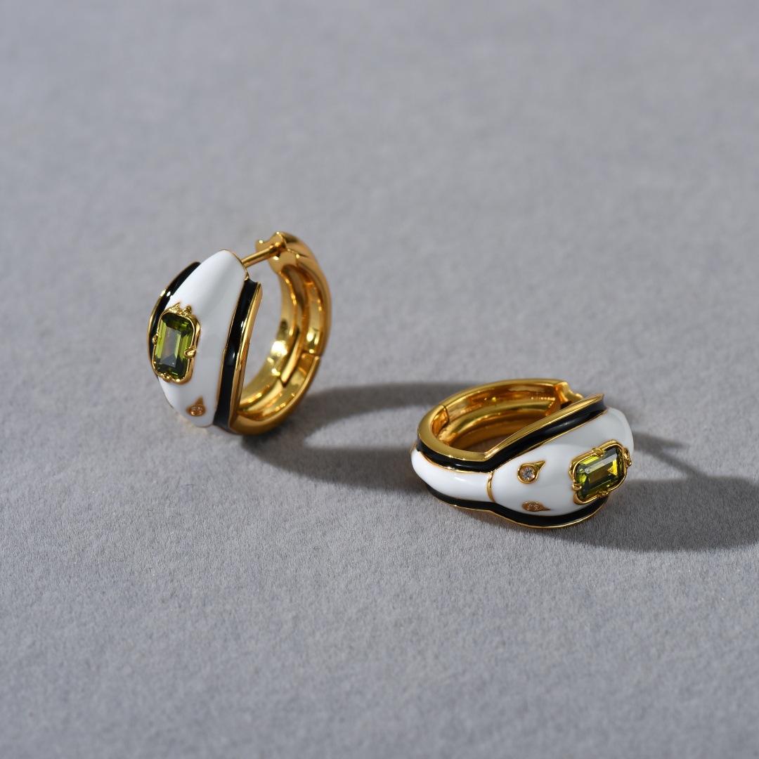

Retro Cold Wind Premium Metal Drop Glaze Inlaid Gemstone Ear Buckle Women S Simple Fashion Commuter Must Enter Earrings