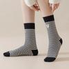 5/10 Pairs Casual Autumn Winter Embroidered Socks for Women Cute Cartoon Bear Mid Calf Socks Academic Style Striped Sweat Absorbing Cotton Socks