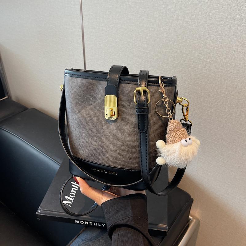 Customer order retro casual brown texture bucket bag 2025 new trendy fashion versatile shoulder bag women's messenger bag