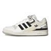adidas Originals Forum Low Calligraphie Chaussures de Skate Confortables à Tige Basse Sneakers Unisexe Noir Blanc IG2998