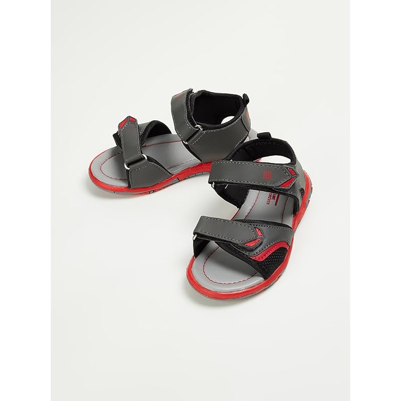

Fame Forever By Lifestyle Boys Grey Pu Solid Sandals 7
