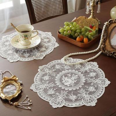 Accessori per la tavola – Sottopiatti e tovagliette
