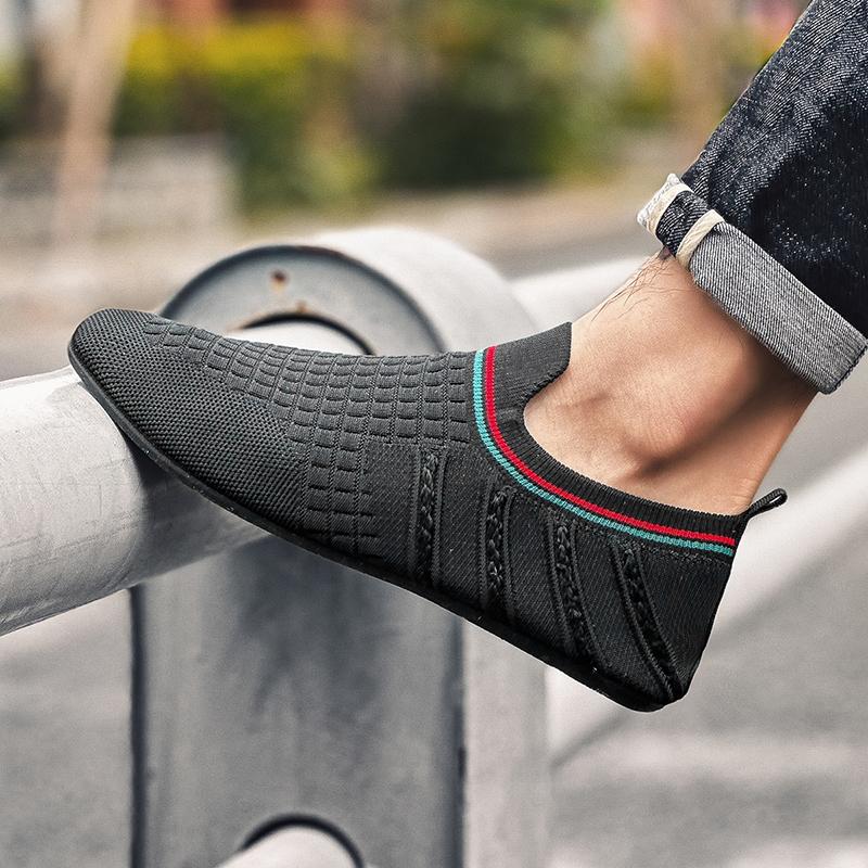 YRZL Men Thin Bottom Driving Moccasins High Quality Male Walking Shoes Breathable Mesh Casual Loafers Soft Comfortable Man Shoes