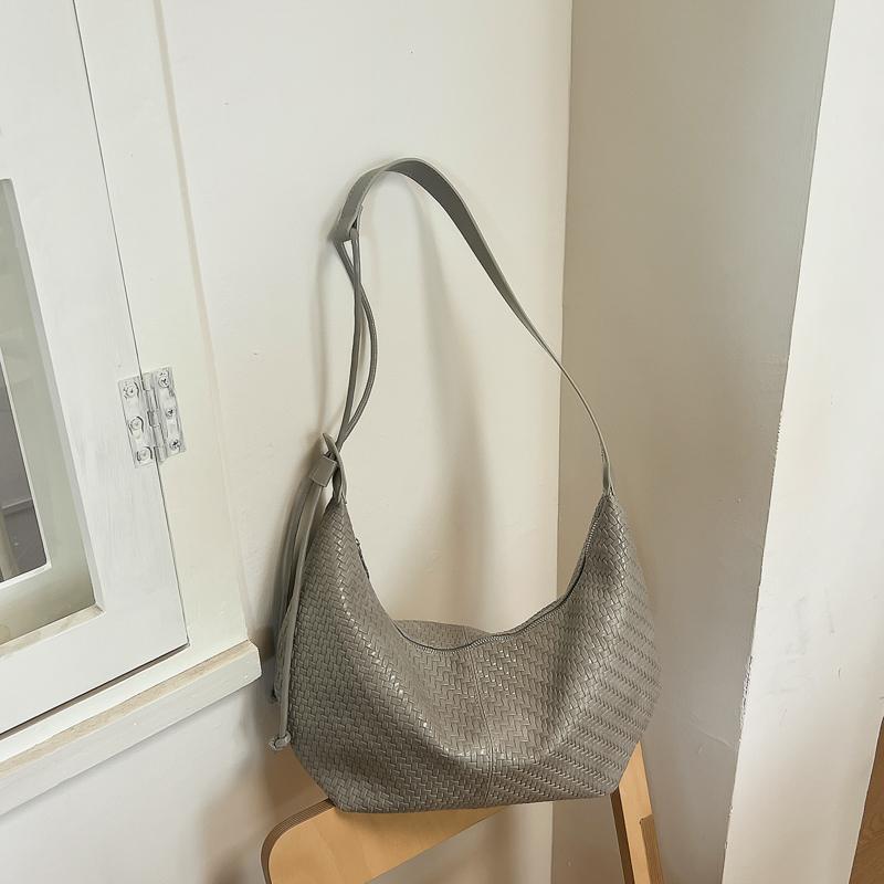 Stylish Woven Faux Leather Hobo Bag with Adjustable Shoulder Strap Large Capacity Casual Tote Purse