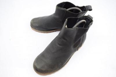 UGG Leder Stiefeletten mit Seiteneinsatz Schwarz /24.0cm/(GEBRAUCHT)