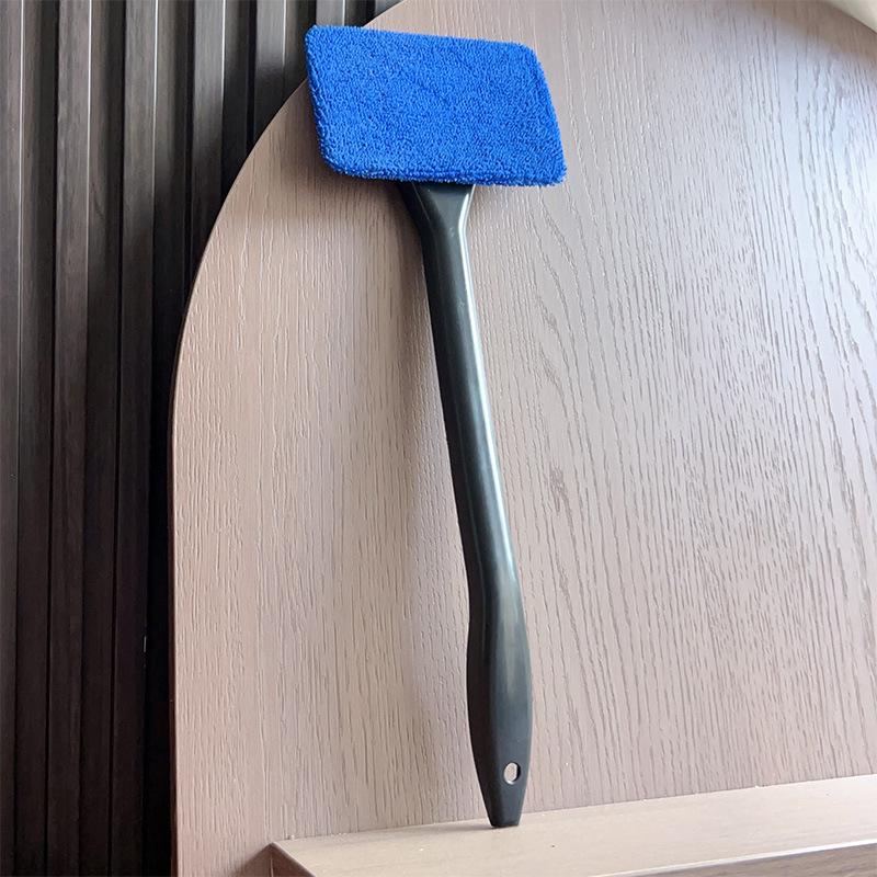 Car Front Windshield Cleaning Brush - Windshield De-fogging Cleaning Brush - Household Glass Brush - Multi-functional Cleaning and Wiping Tool