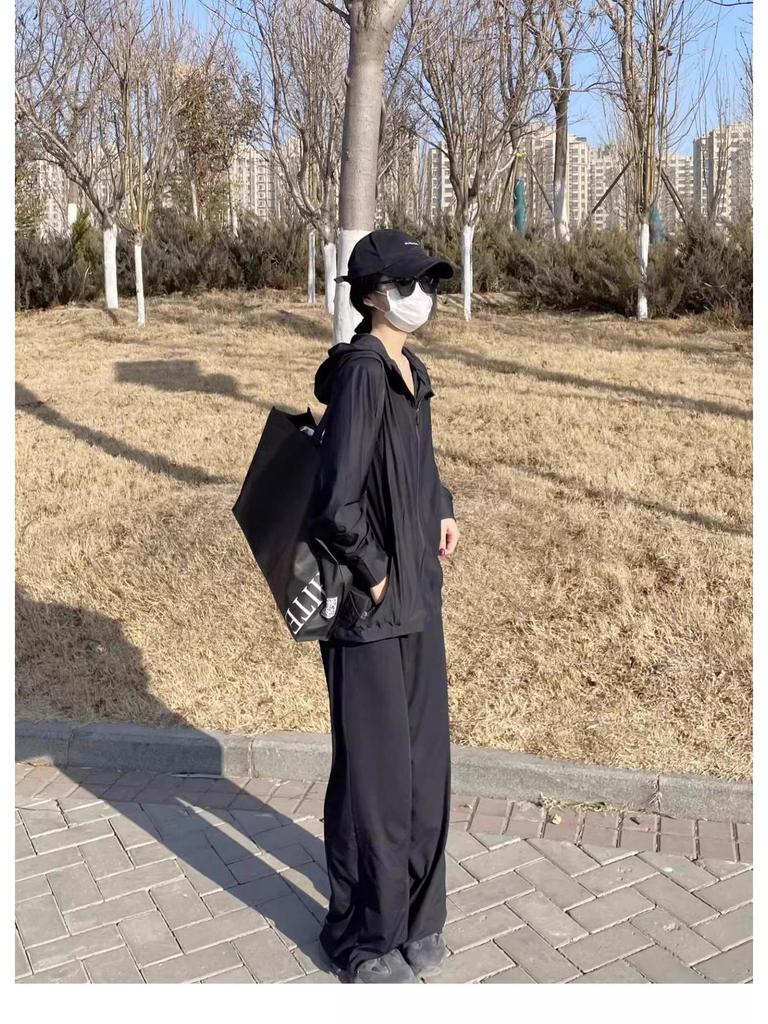 Women's 2025 Ice Silk Hooded UV Protection Summer Cardigan Jacket