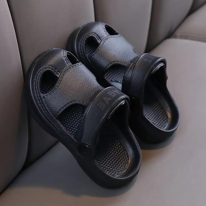 

Summer New Baby Hole Shoes Children Nice Non -slip Soft Floor Old Boys Girl Beach Sandals 1 -5 Years 180 чорний
