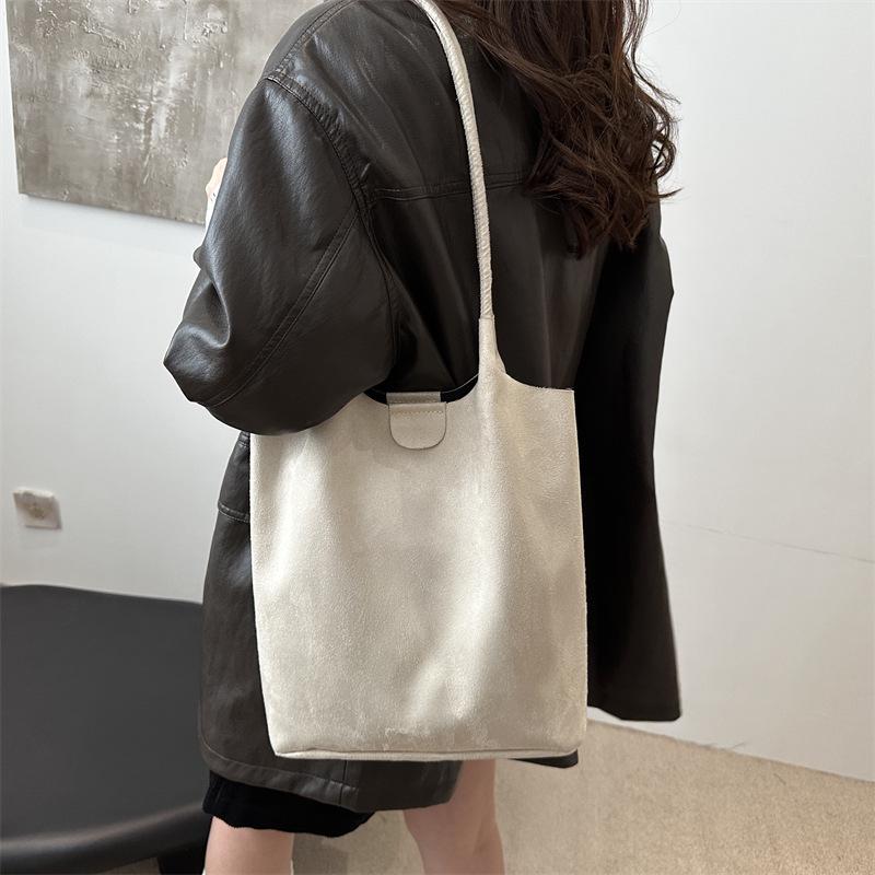 

Women s Casual Retro Style Shoulder Bucket Bag 33*26*33cm белый