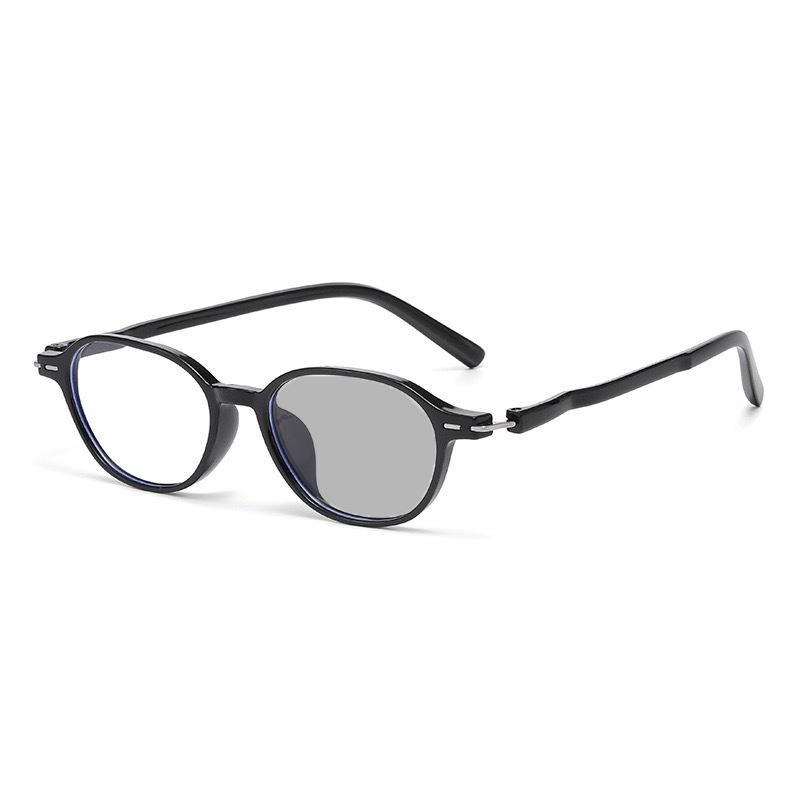 New Photochromic Ultra-Lightweight Anti-Blue Light Myopia Glasses Retro Round Frame High Definition Eyewear Diopter 0 To -4.0