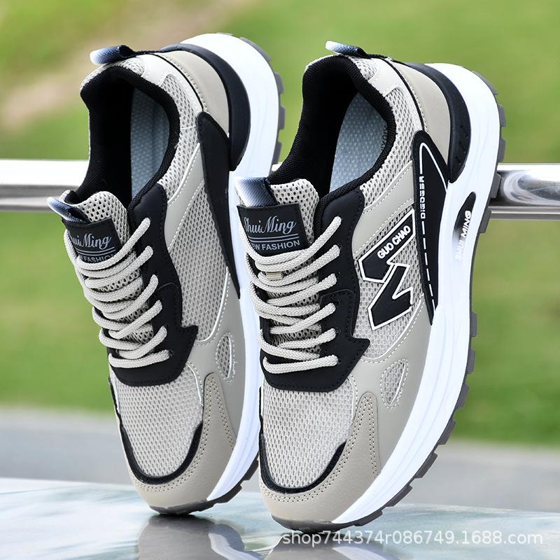 Schuhe Frühling und Herbst Neue Lederoberfläche Wasserdicht Sportlich Lässig Rutschfest Laufschuhe Vaterschuhe