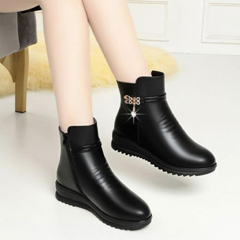 Women's Boots Leather Ankle Boots New Winter Plush Platform Snow Boots Zipper Black Women Cotton Shoes Classic Warm Casual Boot