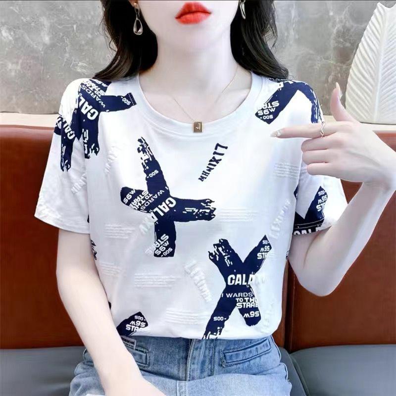 

Женская приталенная белая футболка больших размеров с коротким рукавом - Тренд корейской моды S (Recommended for 75-100 jin) белый