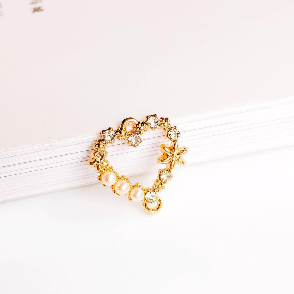 Alloy Love Oval Pendant Earrings with Diamond and Pearl Connector Accessories