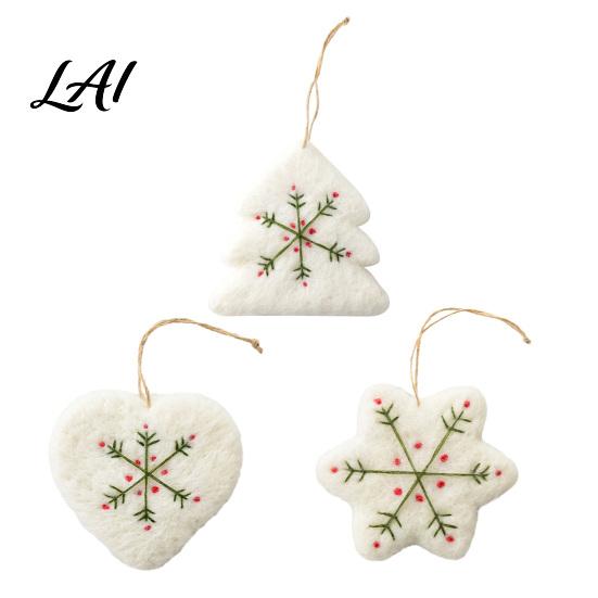 Soft Felt Snowflake Heart Pendants Christmas Ornament Handmade Wool Tree/Heart/Snowflake Shaped Artisan Embroidery Souvenirs Tree Hanging Decoration
