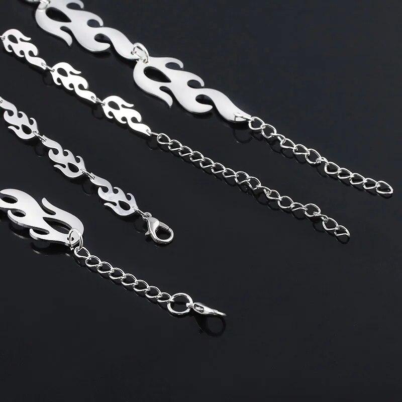 Set di collane a fiamma alla moda Accessorio punk Catena rock Choker unisex per donne uomini Streetwear Harajuku Hip Hop Regalo Gioielli per feste