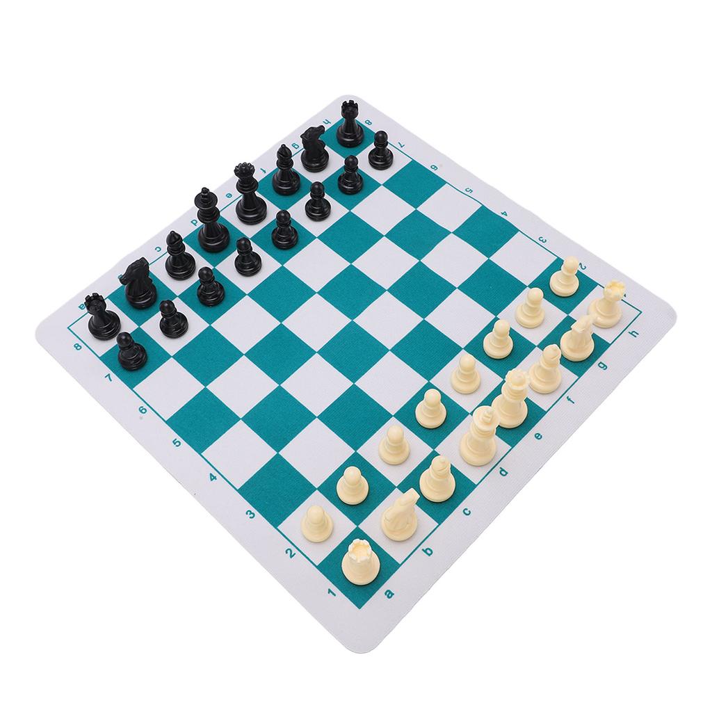 Schachspiel Kunststofffiguren Mousepad Brettspiele PU-Leder Schachbrett Reise Treffen Kinderspielzeug