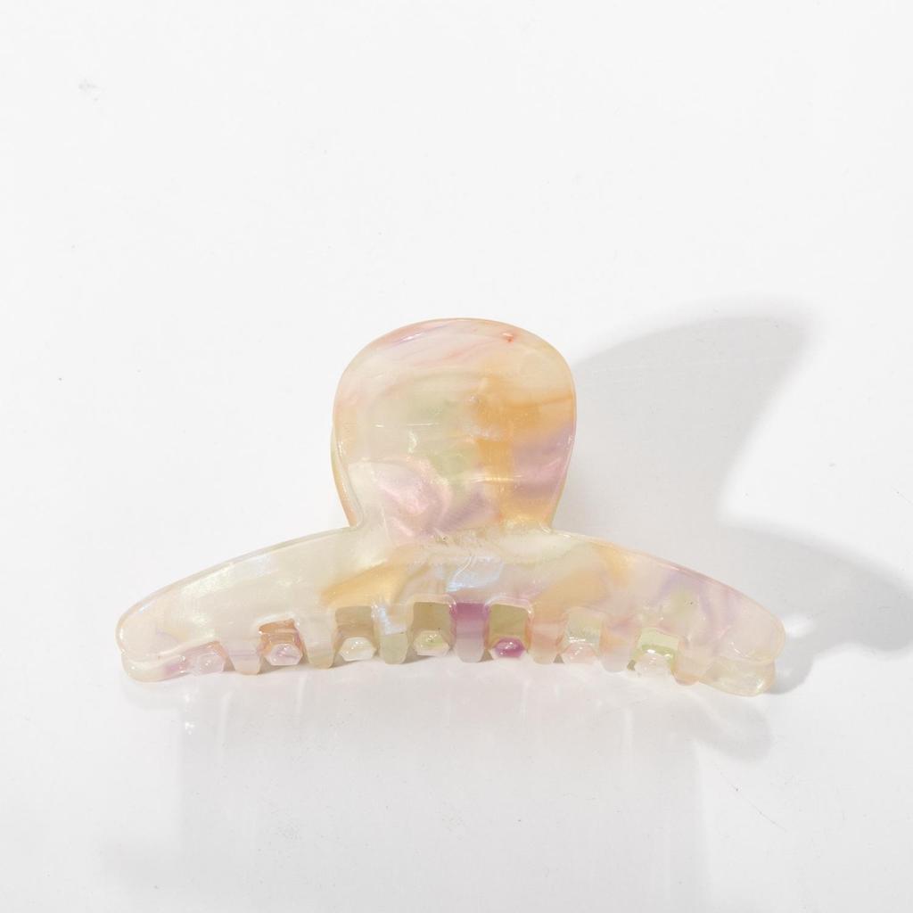 Bamboo Yao Creative PVC Autumn/Winter Sweet Jewelry Claw Clip - Women's Fashion Hair Accessory