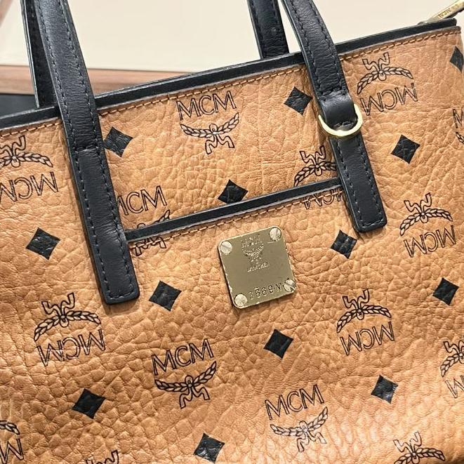 [Pre-Owned] Anya Visetos Coated Monogram Print Commuter Canvas Tote Bag Shopping Bag Shoulder Handbag Mini - Very Good #V827J6