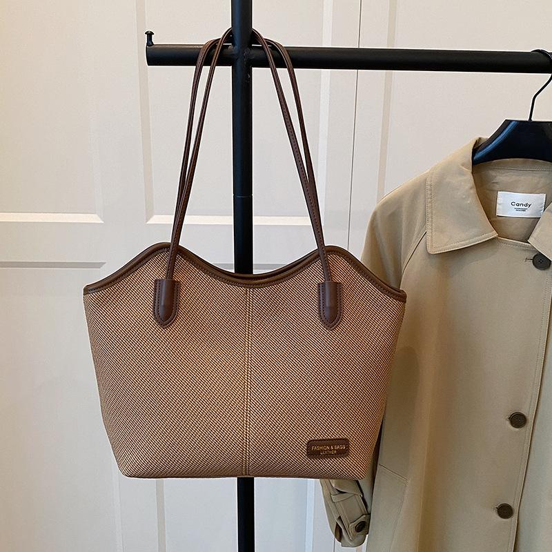 New casual summer women's new fashion large capacity trend tote bag versatile trend bag