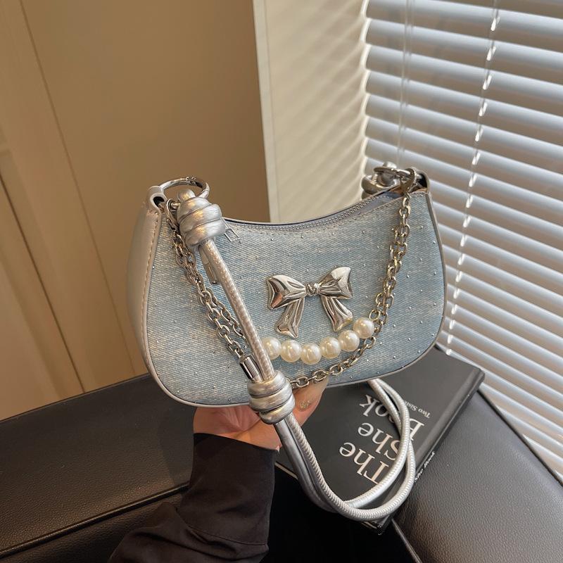 

Underarm bag female design sense niche 2025 new fashion this year popular bow shoulder messenger bag небо синє кольору