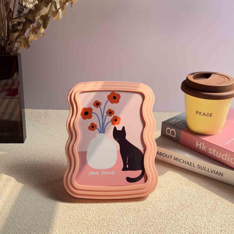 

Colorful Plastic Photo Frame Creative Wavy Edge 6-Inch Picture Postcard Frame Desktop Decorative Ornaments (Pictures Not Includ) розовый