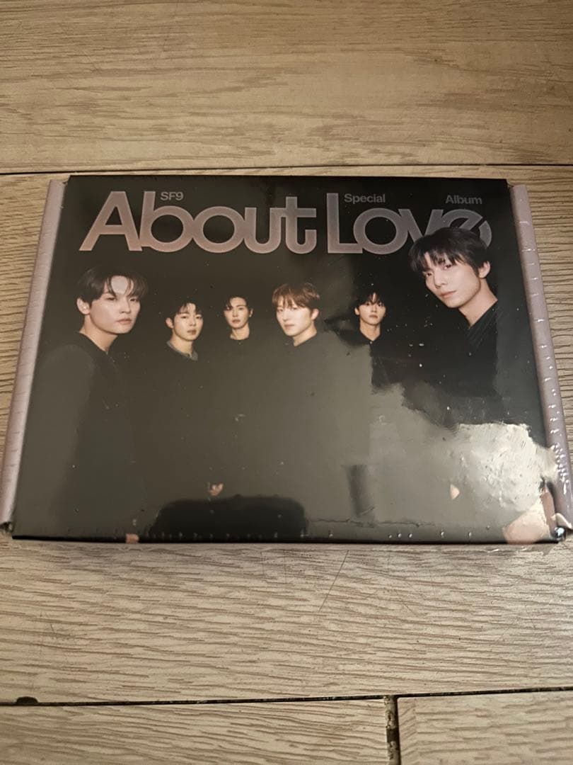 

[USED] SF9 ABOUT LOVE LOVE ONE VER. Album
