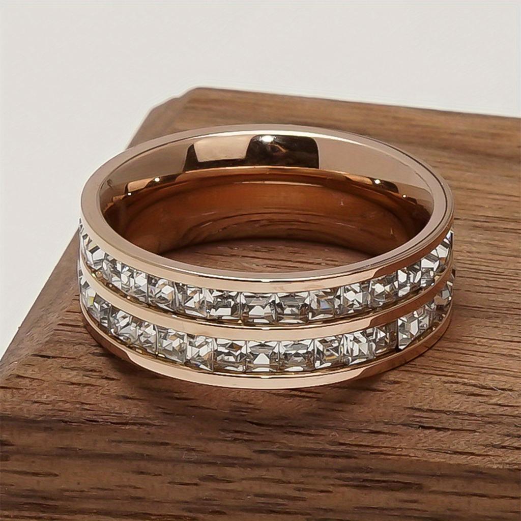 1pc Stainless Steel Women's Ring 8mm Wide Band with Small Square Rhinestones - Modern Elegant Design for Casual Attire & Special Occasions, Versa