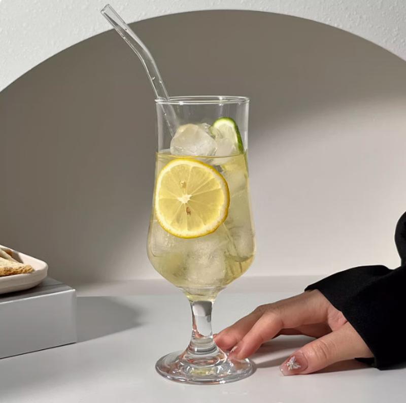 Shangqi High-Stem Glass Beverage Cup with Lid