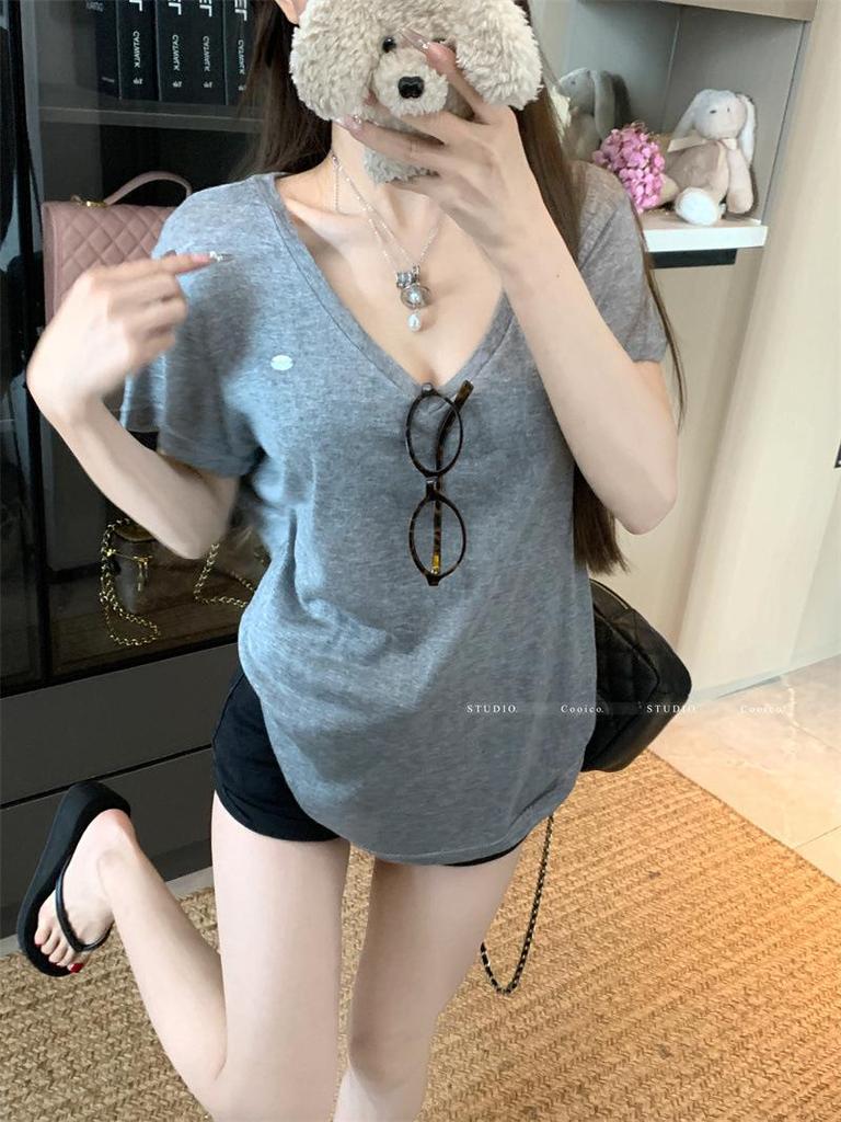 Women's Gray V-neck Short Sleeve Casual Loose Fit Summer T-shirt