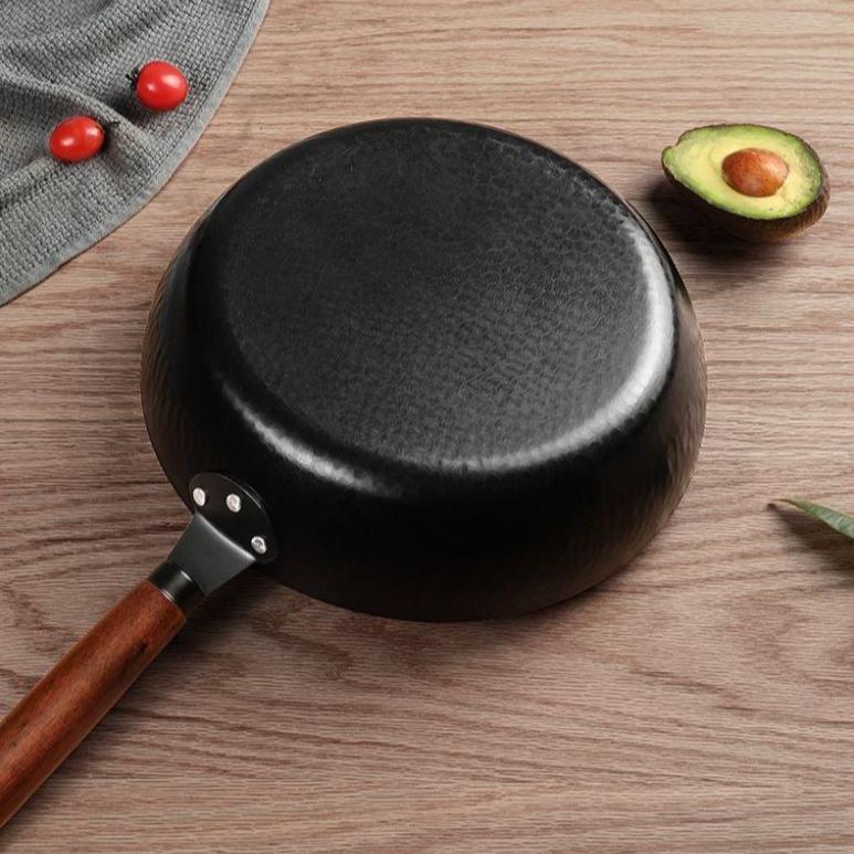 Handmade Iron Pan Stir Fry Pan Old-fashioned Stir Fry Pan Milk Pan Non Stick Pan Induction Cooker Uncoated Iron Pan