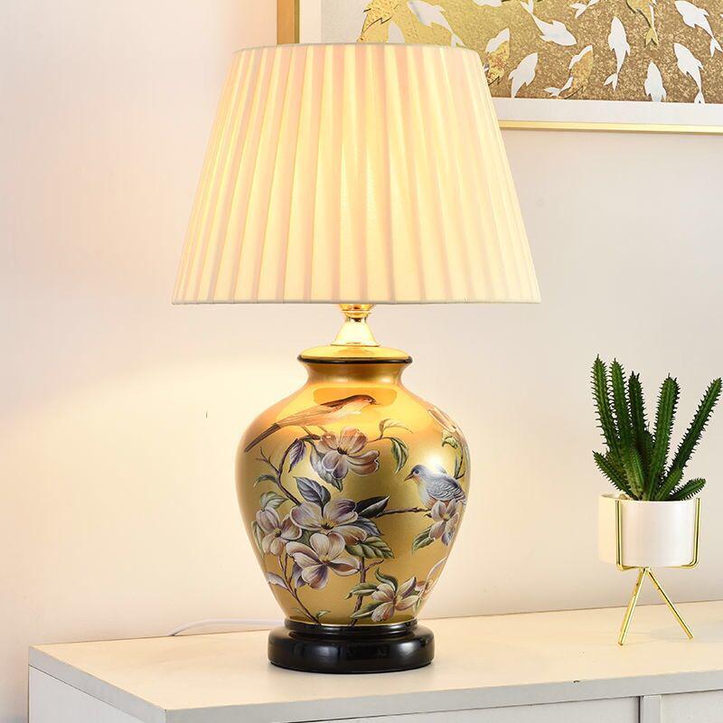 Retro American-Chinese Ceramic Table Lamp with Remote Control for Bedroom or Living Room