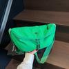 New niche versatile largecapacity shoulder bag going out for leisure popular men's and women's messenger bags baguette bags