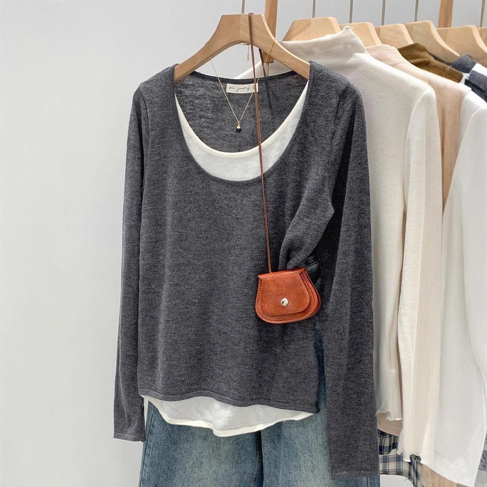 Plus Size Women's Contrast Knit Base Layer Top, Spring & Autumn, Loose Fit, Fake Two-Piece, Relaxed Feel.