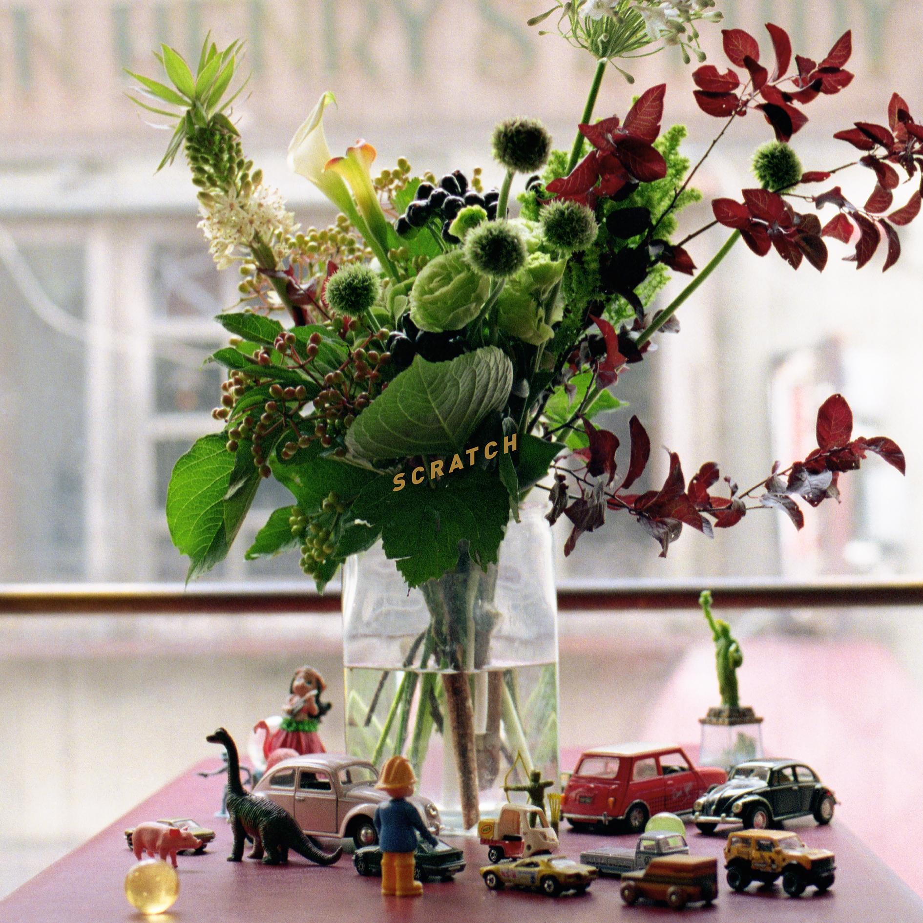 

LP Record GUSOKUMUZU - SCRATCH KSJL6242 Ki/oon 2025 Japan Japanese Pop/Rock