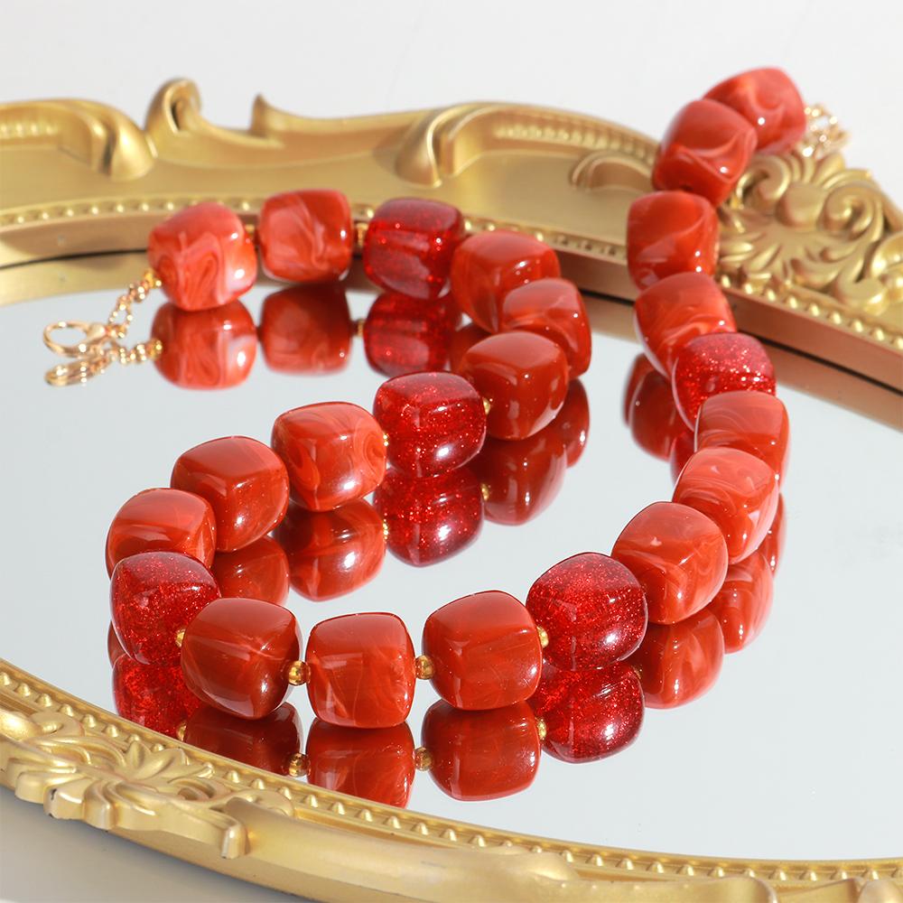 New Trendy Colorful Resin Square Beads Chain Necklaces for Women Popular Handmade Acrylic Geometric Choker Retro Jewelry Gift
