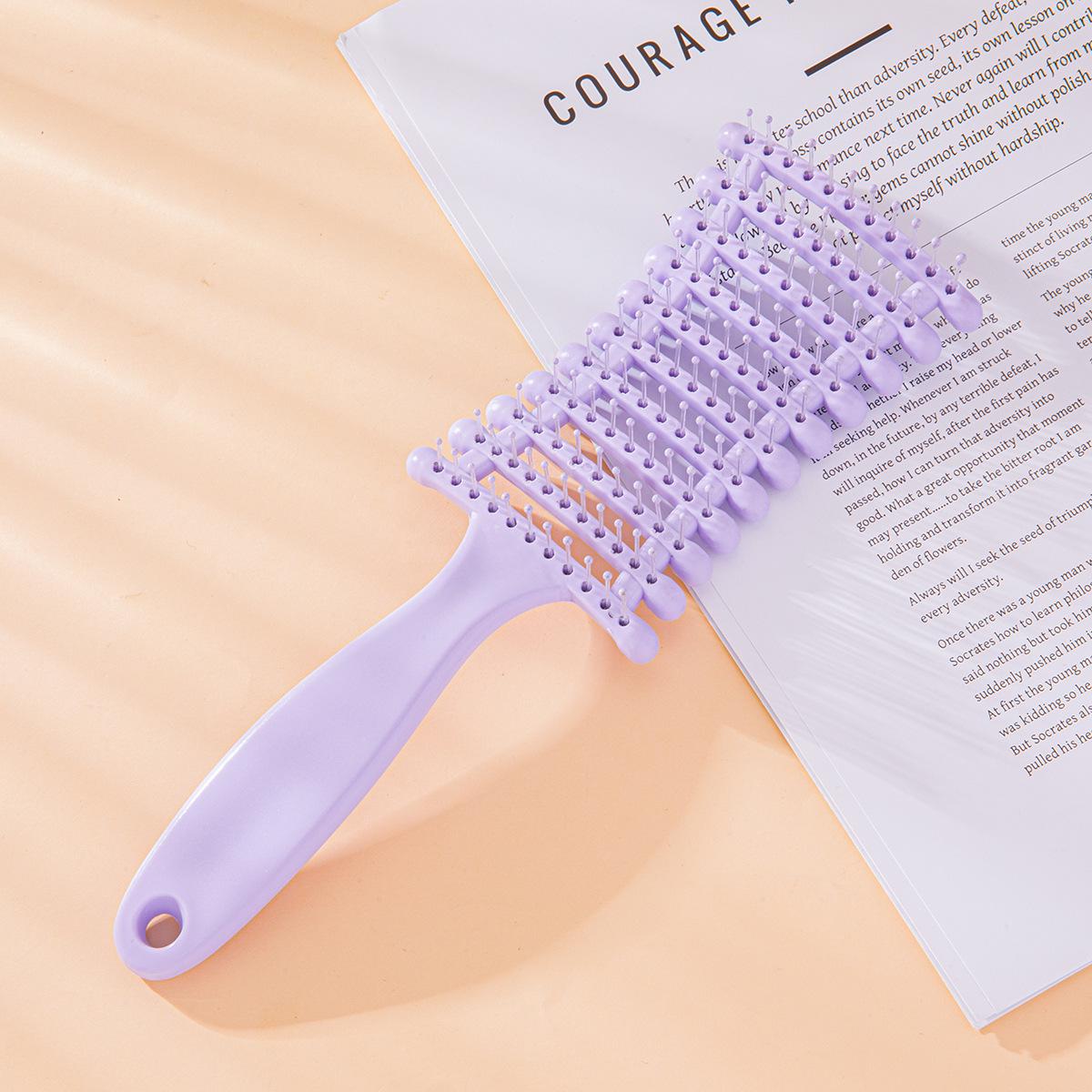 

Изогнутая расческа для массажа и укладки волос на высоком черепе