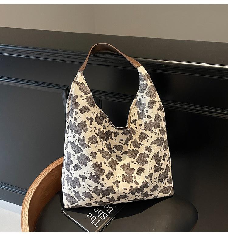 

Холщовая сумка женская большой вместимости новая летняя сумка через плечо с коровьим принтом сумка для мамы сумка-тоут для студентки