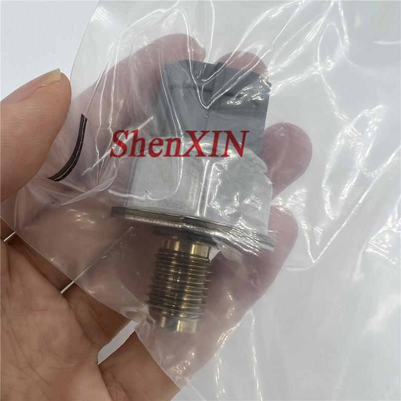 Fuel Rail Pressure Sensor OEM 45PP3-1 For Nissann Navara Pathfinder 2.5 For Forddd Peugeott